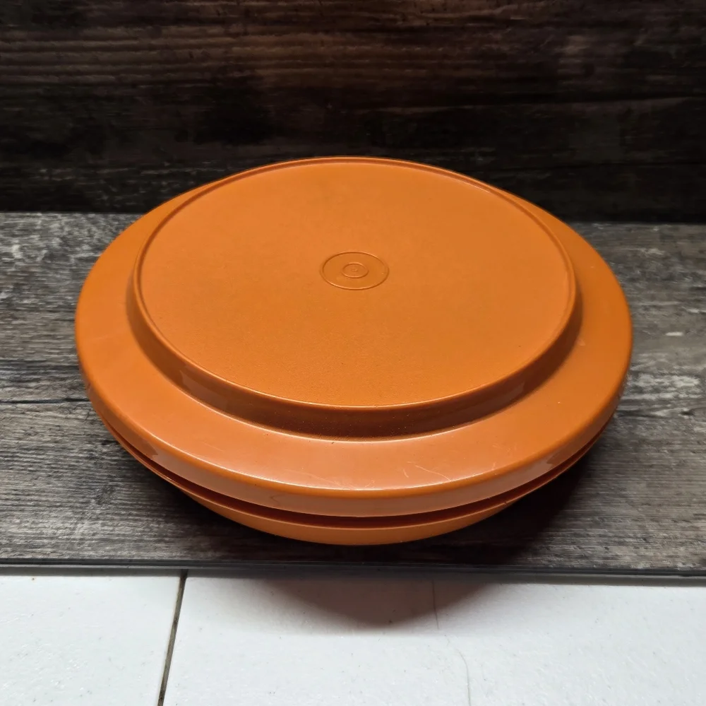 Vintage Tupperware Seal N Serve Bowl‎ #1336 Harvest Orange Good